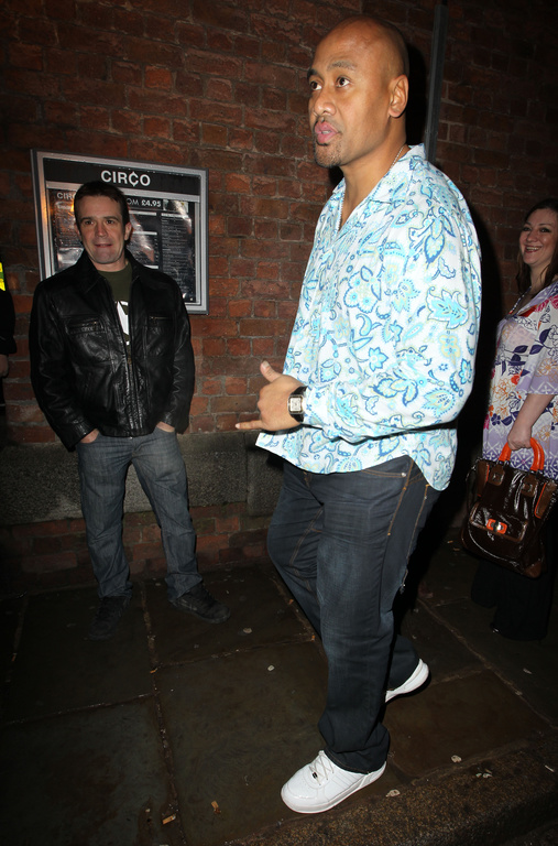 La légende du Rugby, Jonah Lomu, est décédée d’une crise cardiaque.