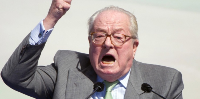 Jean-Marie Le Pen: «Qu’on tue tous les Africains, une bombe atomique sur l’Afrique, et fini les morts en Méditerranée !»