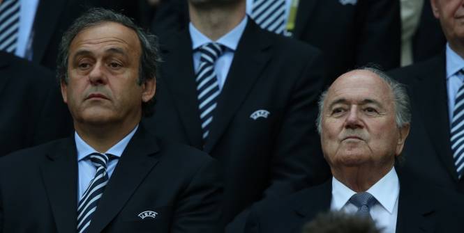 La Commission d'Éthique de la FIFA requiert des sanctions contre Michel Platini et Sepp Blatter