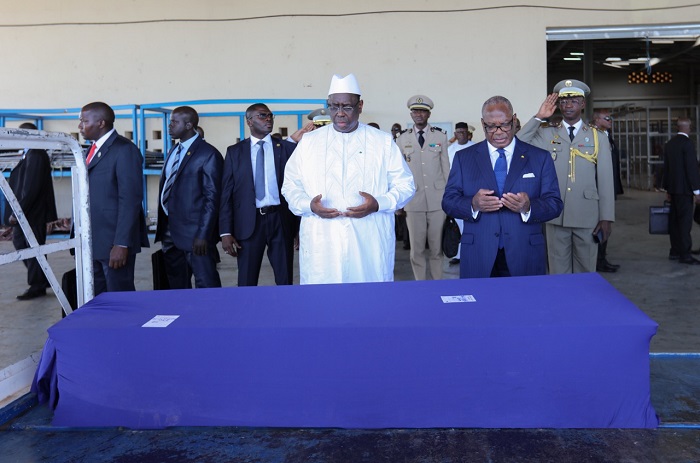 Attaques au Radisson : Macky Sall décrète 3 jours de deuil national