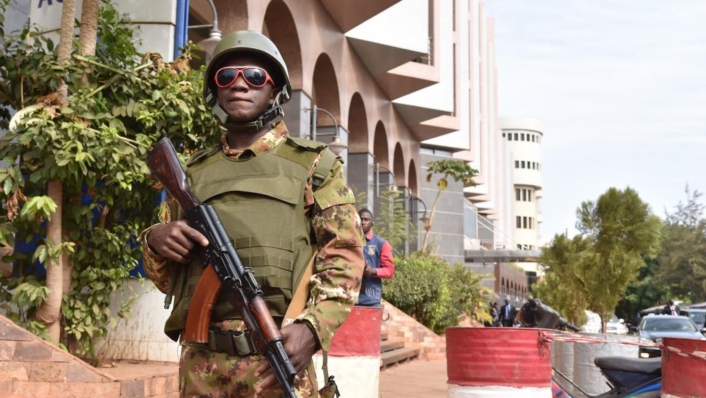 Attaque de l’hôtel Radisson de Bamako: les questions qui subsistent