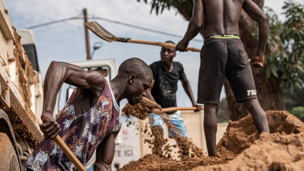 La Banque mondiale prévoit une croissance en Afrique en 2025 mais très inégale selon les pays