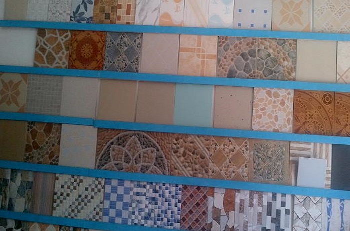 Spécial Magal 2015-«Ici vente de carreaux» : Les magasins à la mode à Touba.