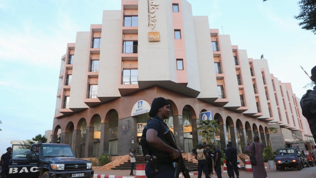 Mali: l’émir d’Aqmi confirme sa responsabilité dans l’attaque du Radisson
