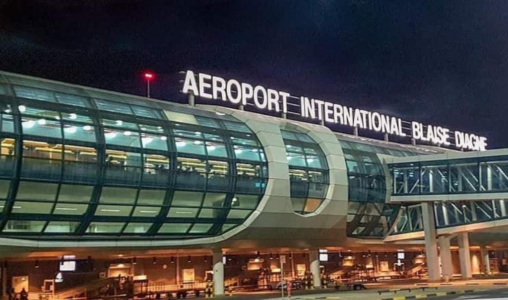 ​Vague de licenciement à l'AIBD : le Syndicat des travailleurs des aéroports sur le pied de guerre