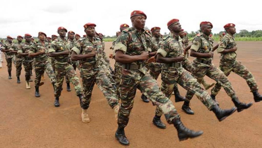 Mali: les familles des bérets rouges veulent des avancées judiciaires