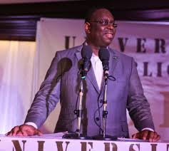 Université Républicaine: Enseignement par l'exemple du Président Macky SALL (Degg moo woor)