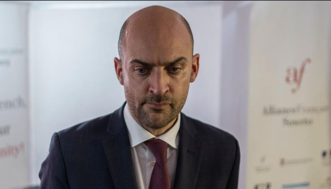 Migrations: Barrot propose que des restrictions de délivrance de visas se fassent à l'échelle européenne