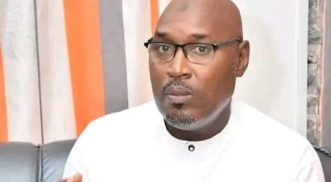 Tribunal de Dakar : le procureur requiert 6 mois de prison ferme contre Adama adus Fall