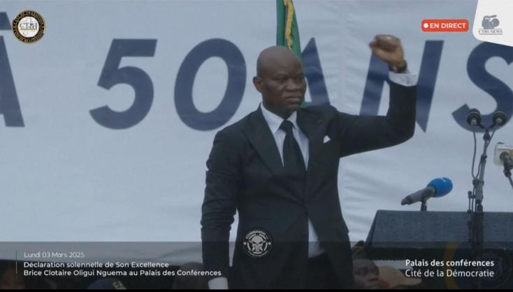 Gabon: le général Brice Oligui Nguema officialise sa candidature à la présidence