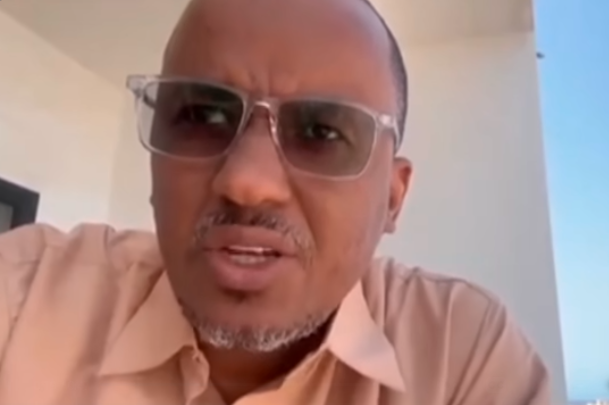 Poursuivi pour diffamation, Oumar Sow présente ses excuses au Dr Seydou Diallo (vidéo)