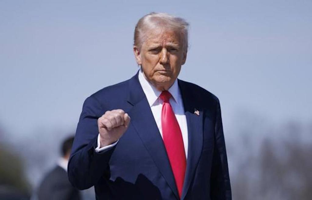 États-Unis: Donald Trump annonce des bombardements contre les Houthis au Yémen et met en garde l'Iran