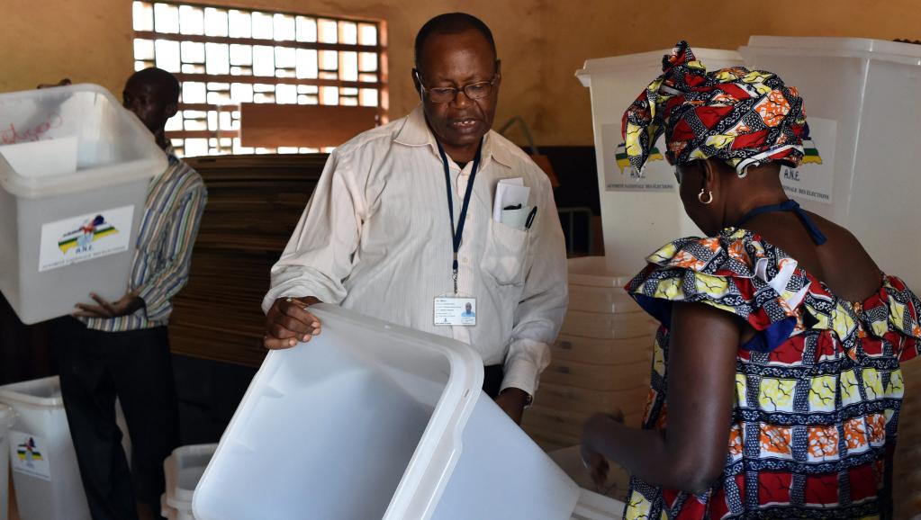 Présidentielle, législatives: la Centrafrique vote pour sortir du chaos