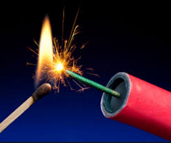 Fêtes de fin d’année : les terroristes interdisent les pétards 