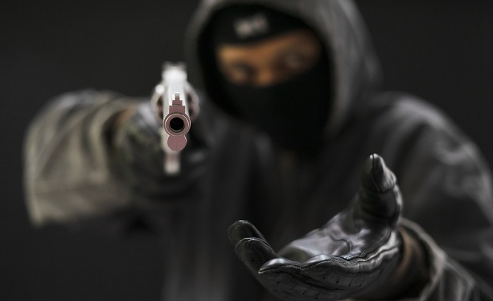 Braquage de 100 millions à Ouakam : deux individus arrêtés, dix sept (17) millions récupérés