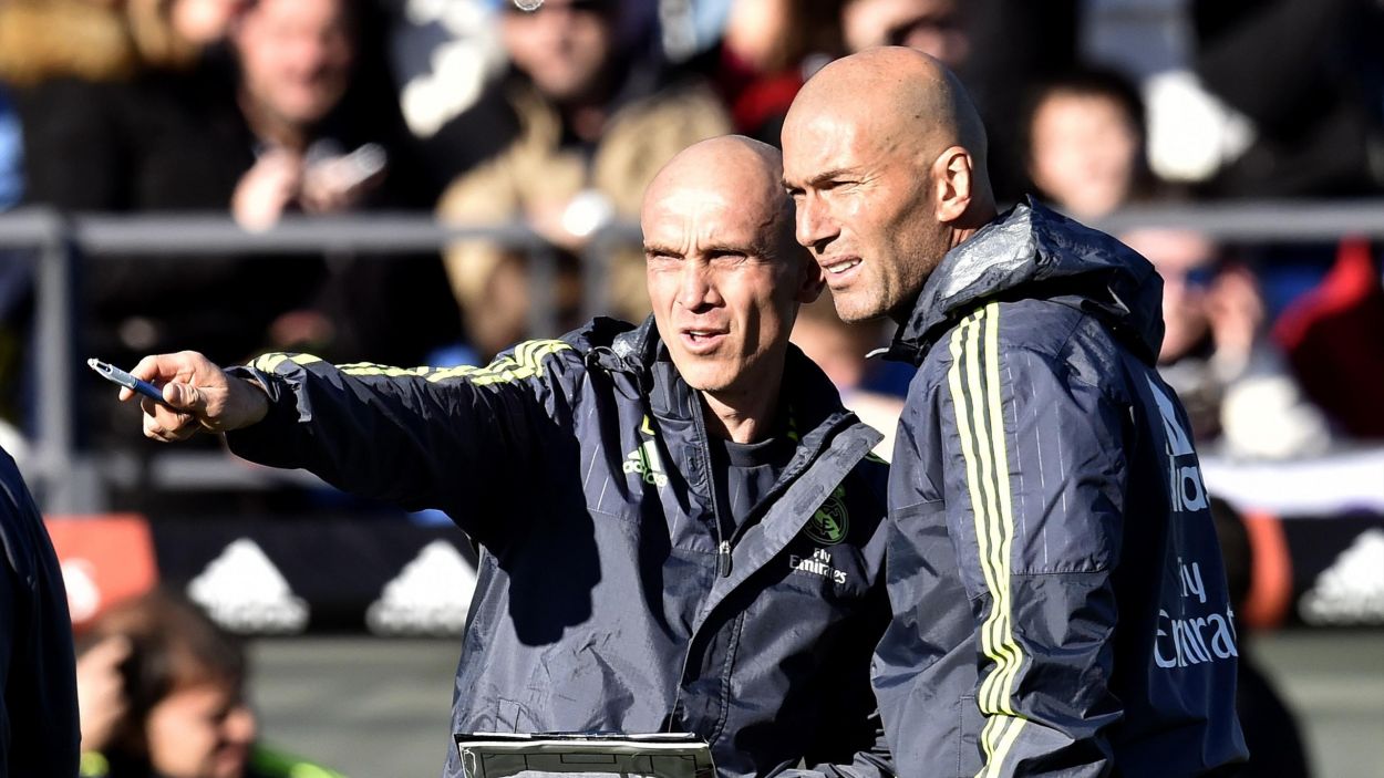 Infographie - Sur le banc, la bougeotte du Real s'oppose à la stabilité du Barça