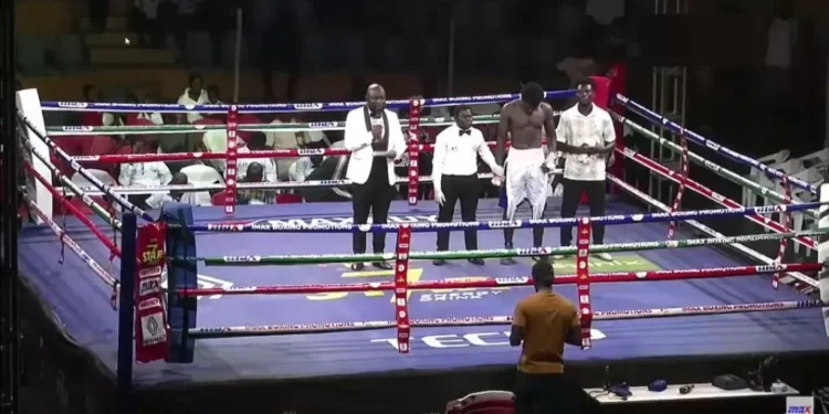 Drame sur le ring : le boxeur nigérian Gabriel Aluwasegun Olanrewagu décède lors d’un combat au Ghana