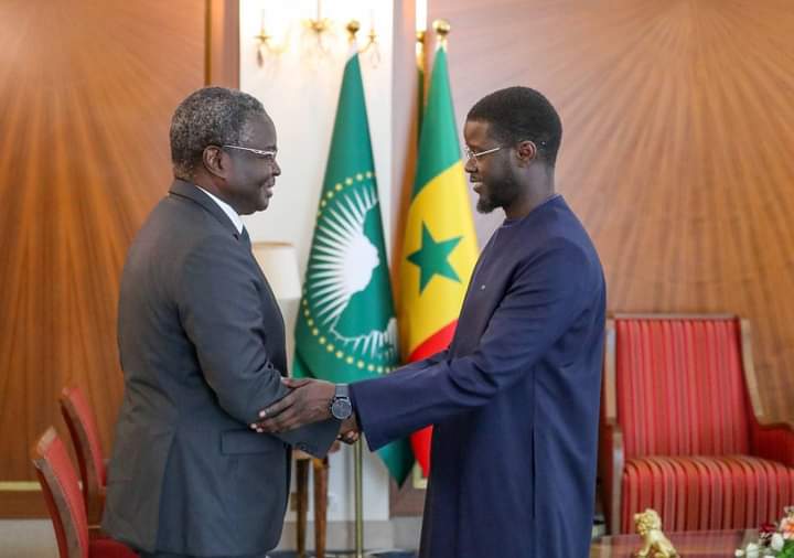 Audience : le Président Diomaye a reçu le président de la Commission de l'UEMOA, Abdoulaye Diop