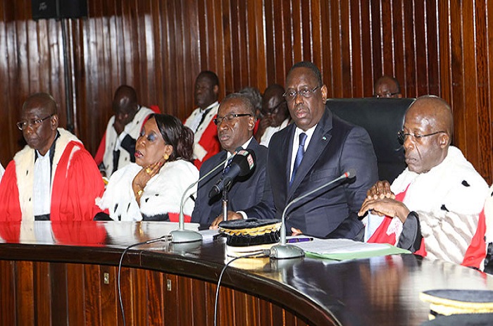 Collectivités locales : les juristes tancent l’Etat.