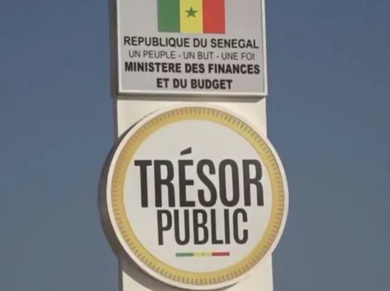 Mafia des chèques du Trésor : un contrôleur et un chef d’entreprise arrêtés, 117 millions FCFA toujours introuvables