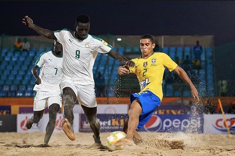 Mondial Beach Soccer 2025 : Le Sénégal renverse complètement Tahiti (6-3) et s’ouvre la voie des quarts de finale