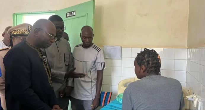 Accident des élèves du CEM de Saré Coly Sallé : le ministre de l’Éducation auprès des familles endeuillées et des blessés à Tamba  et Vélingara