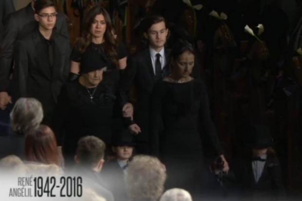 L’émotion de Céline Dion: les funérailles dignes et chantées de René Angélil