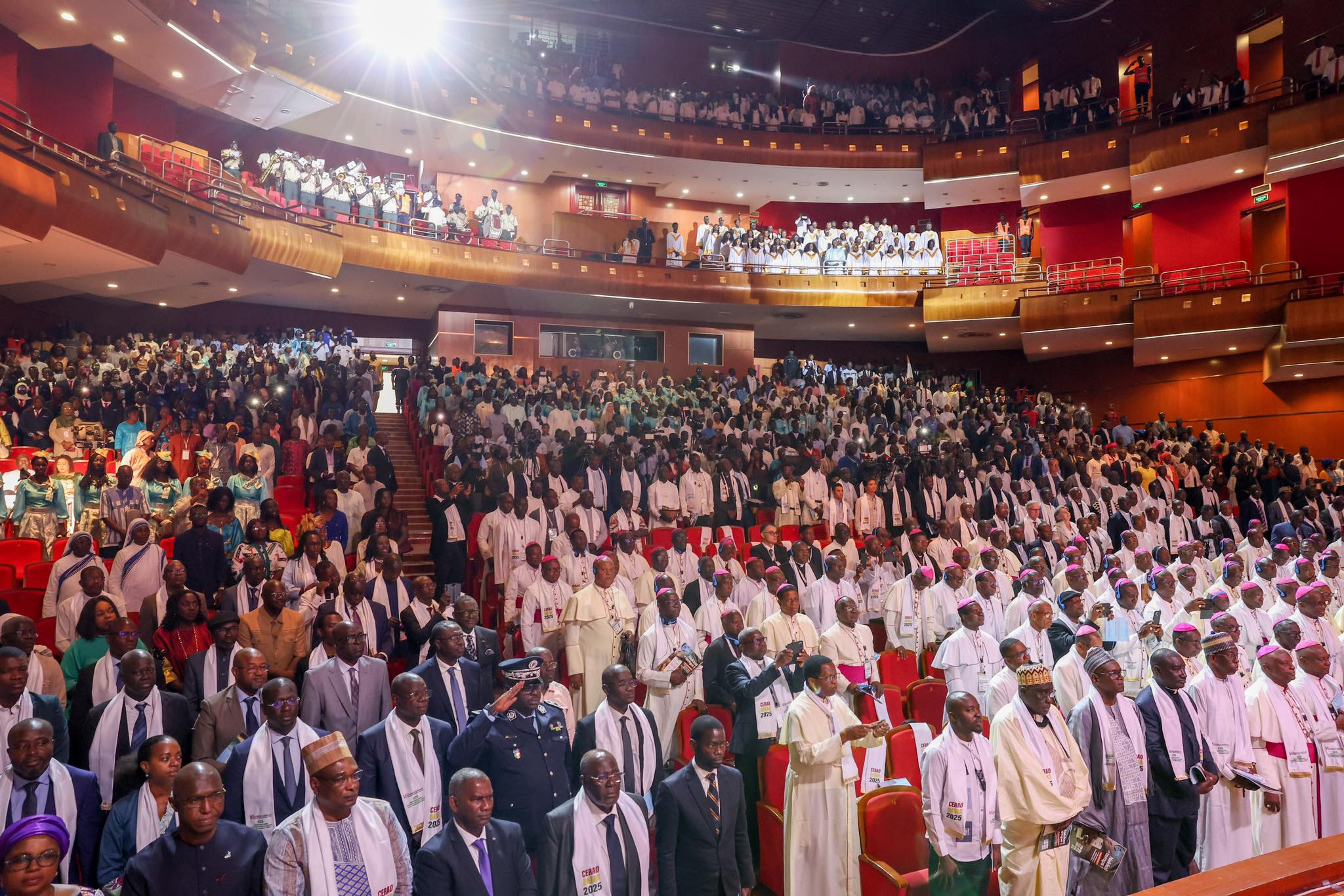 Conférence épiscopale : Bassirou Diomaye Faye annonce la création d’une Délégation générale des Affaires religieuses et rend hommage au Pape François