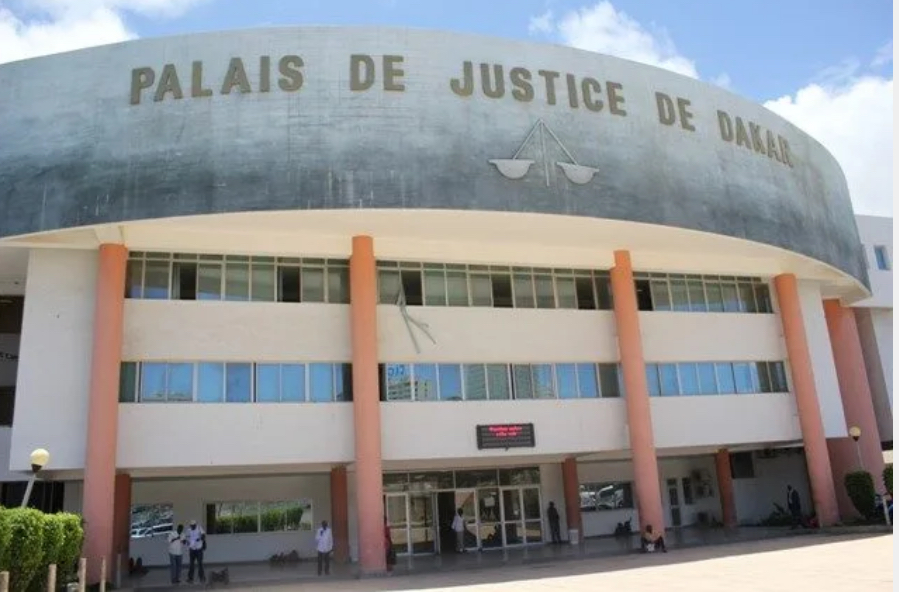 Affaire Farba Ngom : ses frères Birane et Ismaïla placés sous bracelet électronique