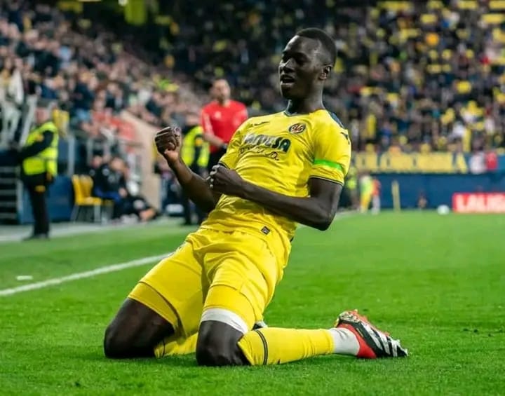 Liga : le récital de Pape Gueye face à Séville