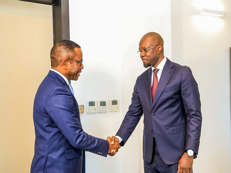 Abidjan : Ousmane Sonko rencontre Amadou Hott après son échec à la présidence de la BAD