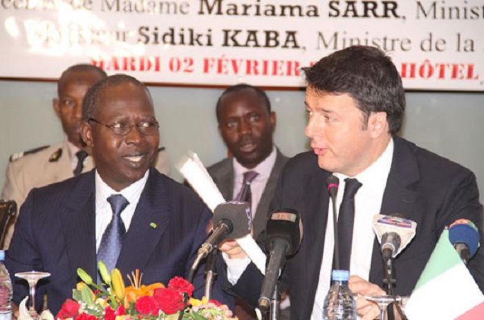 Face à Matteo Renzi, Mahammad Dionne vante la destination Sénégal.