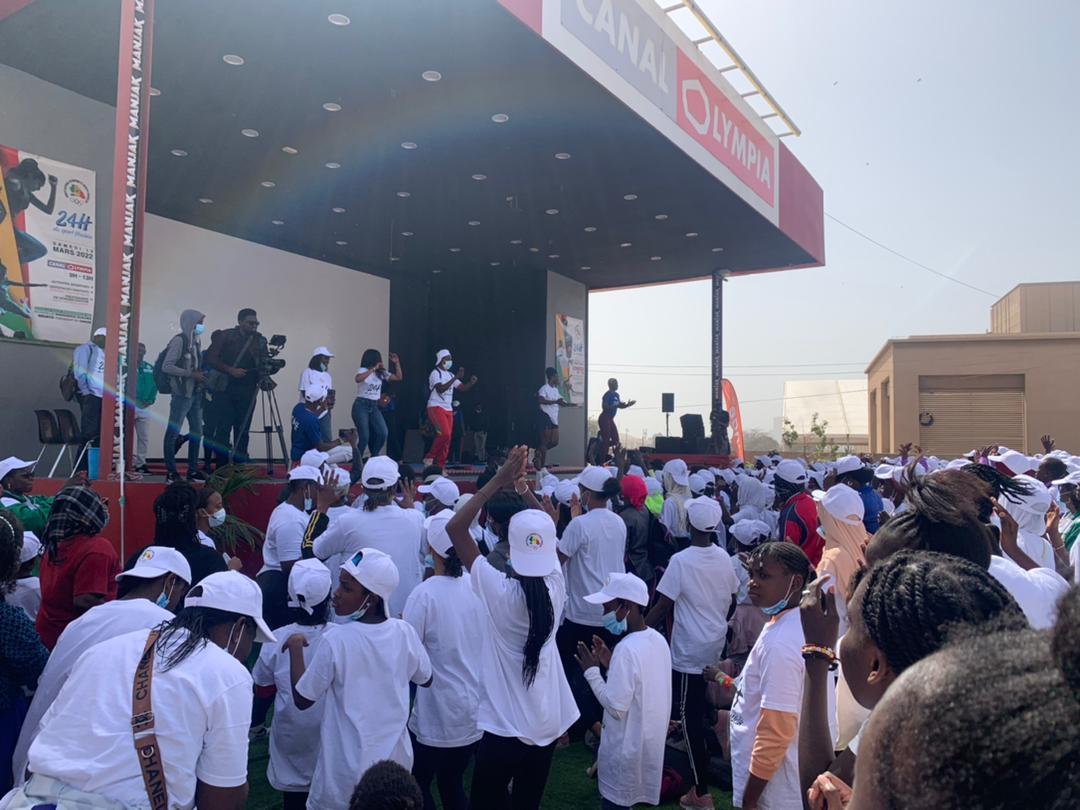 Promotion du sport chez les jeunes filles : le COJOJ Dakar 2026 mobilise 