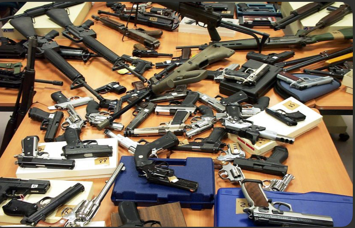 Marché d’armement de 45,3 milliards FCFA  : la DIC relance l’enquête