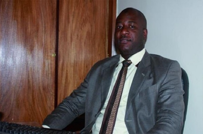 Aliou Sall-découverte de Gaz et Bdk : Birahim Seck soupçonne un parfum de blanchiment.