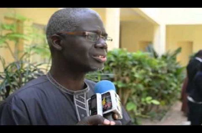 Pr Baba Ly Sall-Ugb : «le débat sur la double nationalité peut s’avérer fâcheux si… »