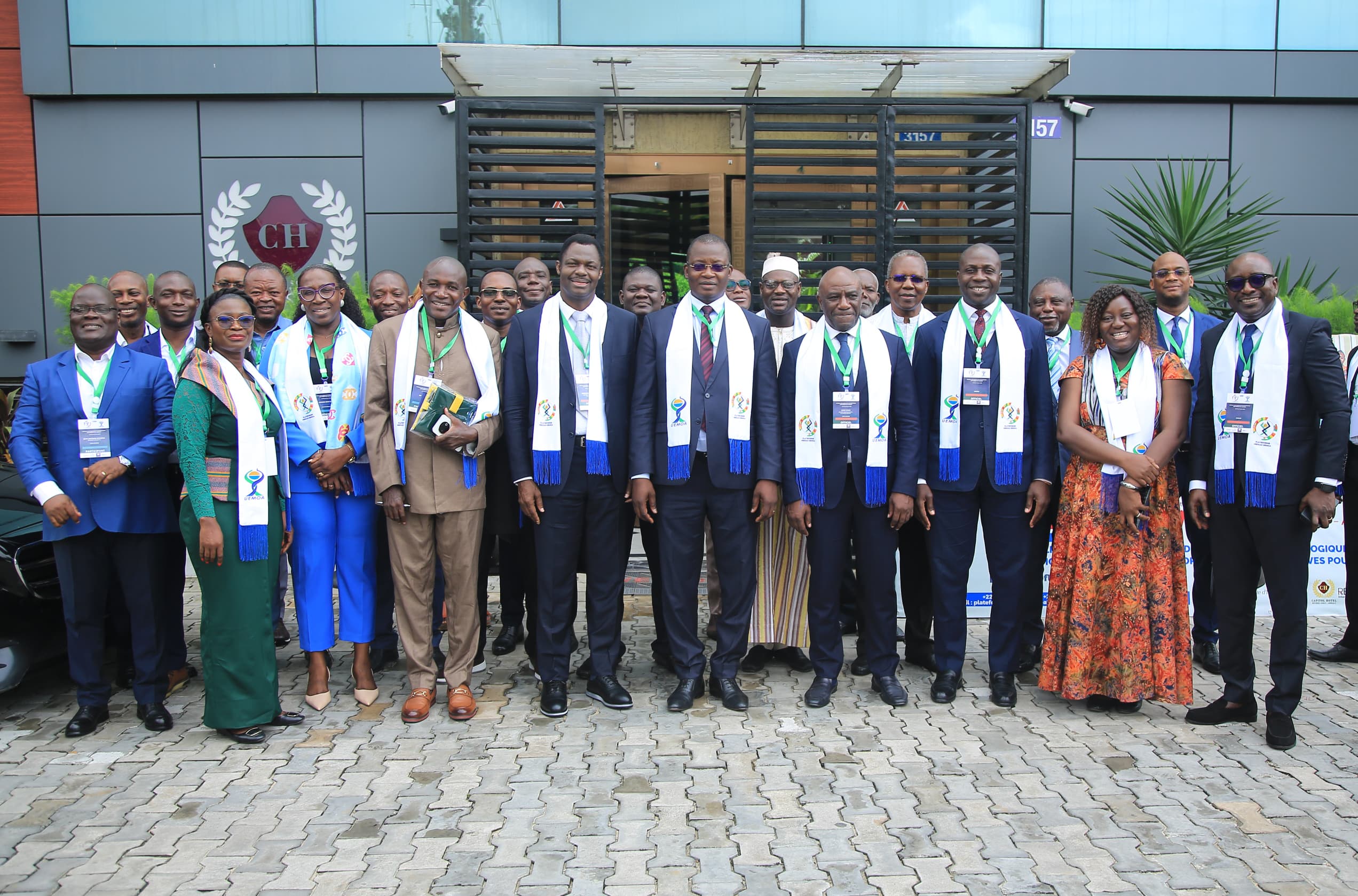 Abidjan : un colloque de trois jours (3) pour renforcer la professionnalisation du journalisme économique dans l’espace UEMOA