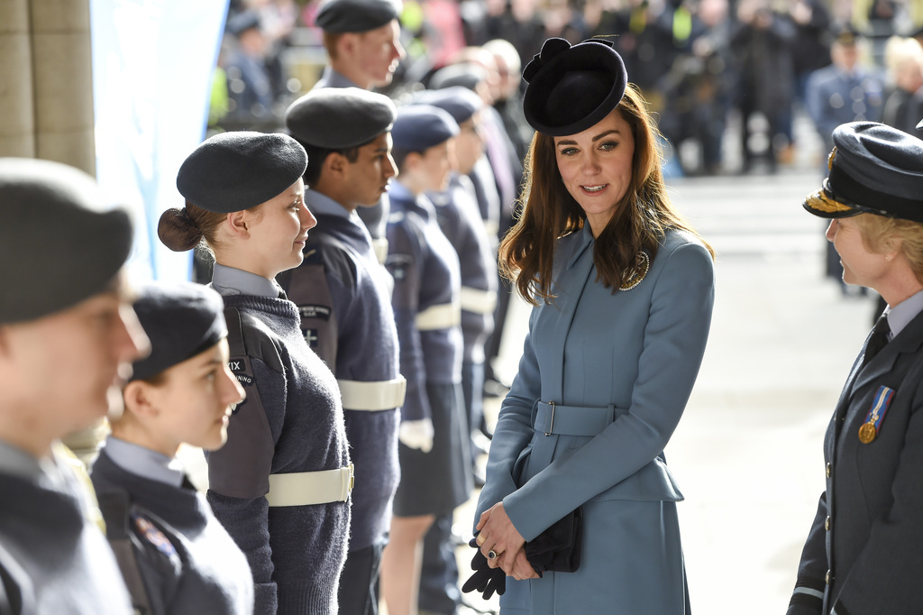 KATE MIDDLETON TROP DÉPENSIÈRE ? LA DUCHESSE CRITIQUÉE POUR SES GRANDS FRAIS