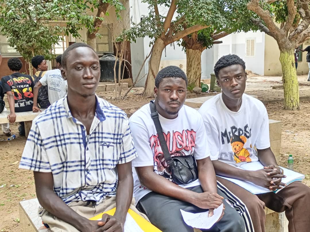 ​BAC 2025 : Démarrage sans incident, les premières épreuves jugées « abordables » par les candidats