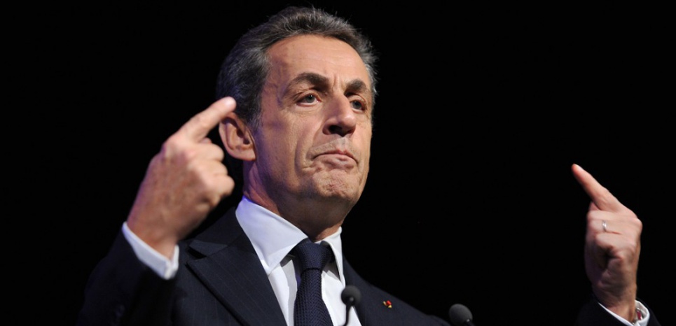 Sarkozy mis en examen: les sarkozystes gardent la foi en leur champion