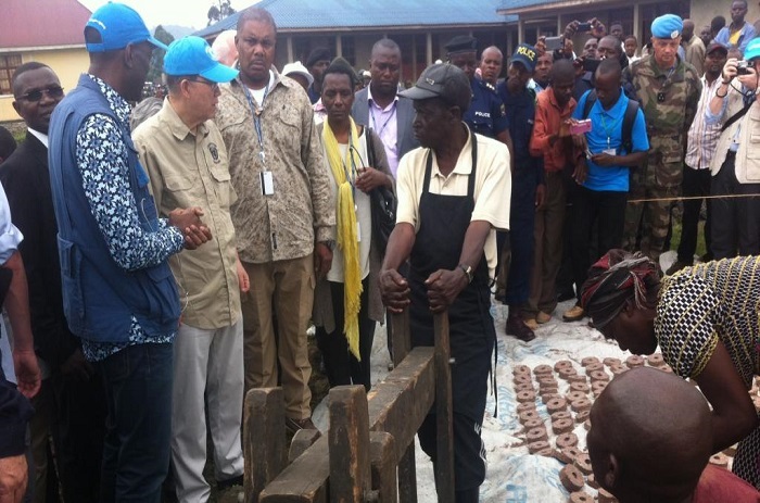 RDC: Ban Ki-moon à la rencontre des réfugiés du camp de Kitchanga