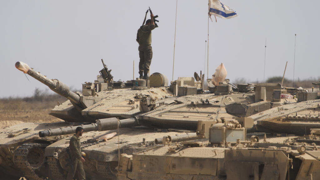 L'armée israélienne intensifie ses attaques à la lisière de Gaza-ville