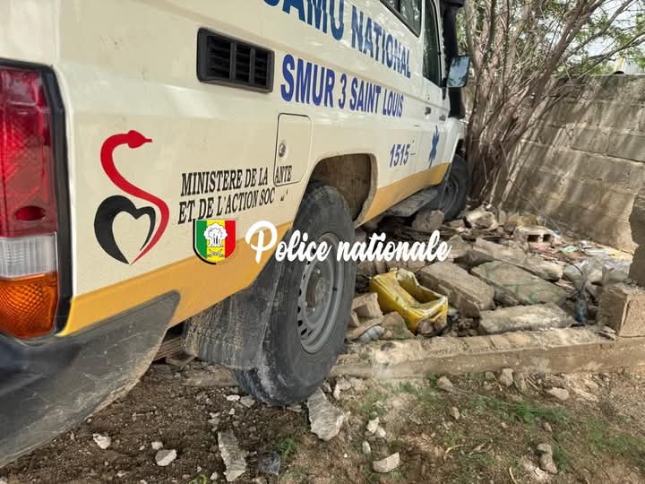 Course-poursuite à Saint-Louis : un homme arrêté après le vol d’une ambulance du SAMU