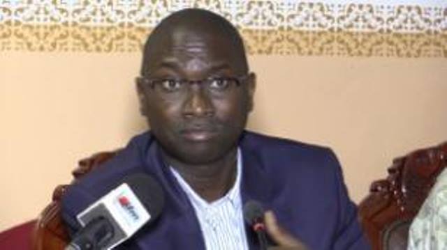 Pr Ismaila Madior Fall persiste et signe « le Conseil constitutionnel ne rend jamais d’avis mais … »