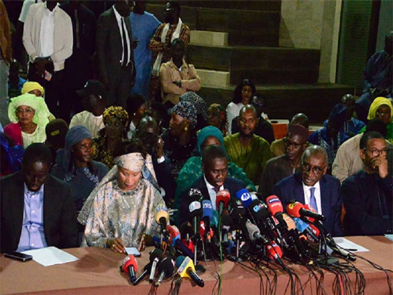 Remaniement ministériel : l’APR dénonce « l’instauration d’une dictature » au Sénégal