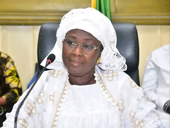 Prise de fonction d’Abass Fall à la ville de Dakar : l'ex maire par intérim Ngoné Mbengue se dit « rassurée » de son successeur