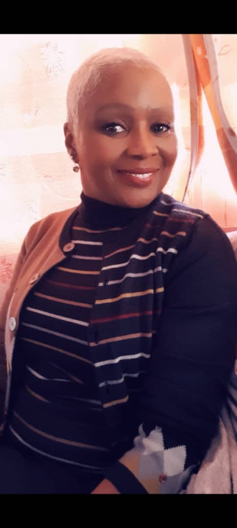 La dictature de l’image et la quête de reconnaissance en ligne ( Par Marie Barboza MENDY)