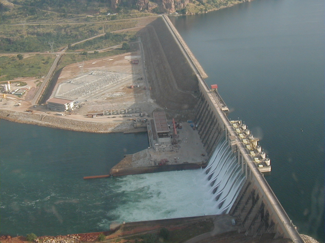 Urgent : Inondations à Bakel, routes coupées et établissements scolaires inondés