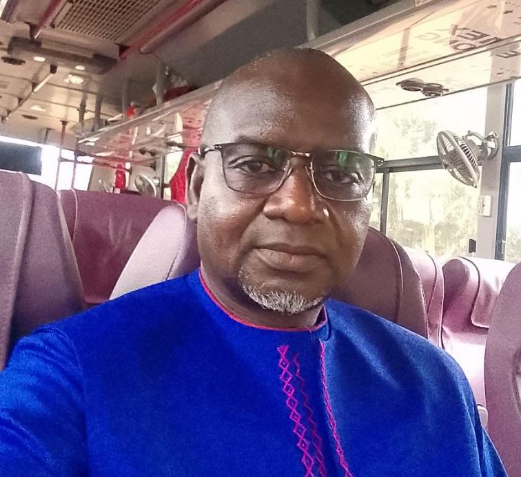 Interdiction des téléphones portables : "Le système de ramassage sera très difficile" (Sg du Sudes)