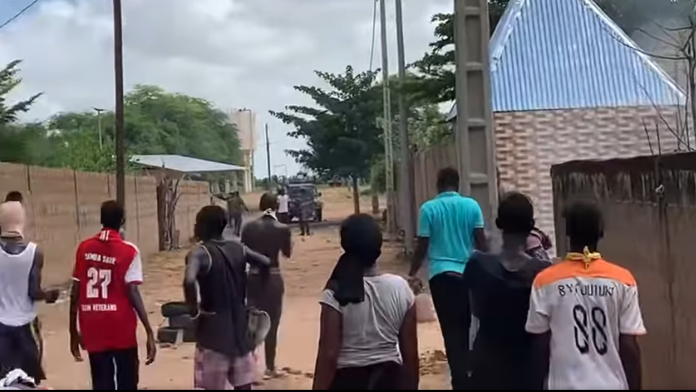 Gouloum Béthio : affrontements entre la population et la gendarmerie, un enfant pris comme « bouclier humain »